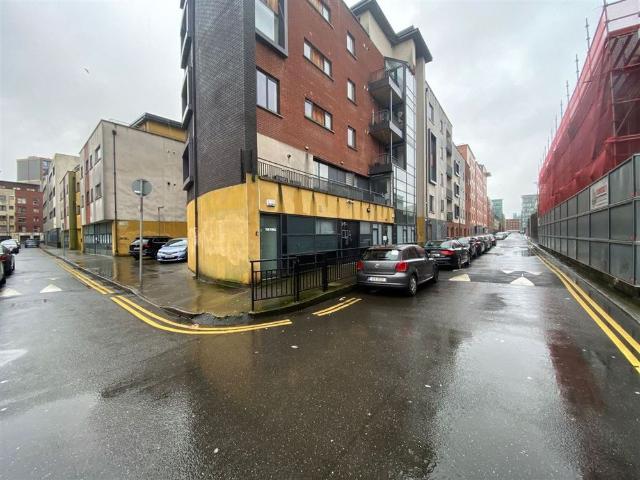 Apartment to rent in Bluebell, North Tipperary