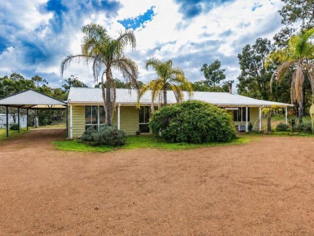 House for sale in Coondle, Western Australia