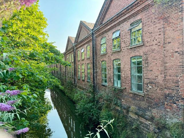 Apartment for rent in Loundsley Green, East Midlands