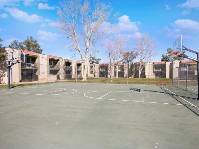 Apartment for rent in Palmdale, California