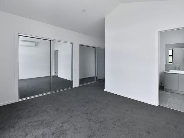 Townhouse for rent in Camerons Creek, Victoria