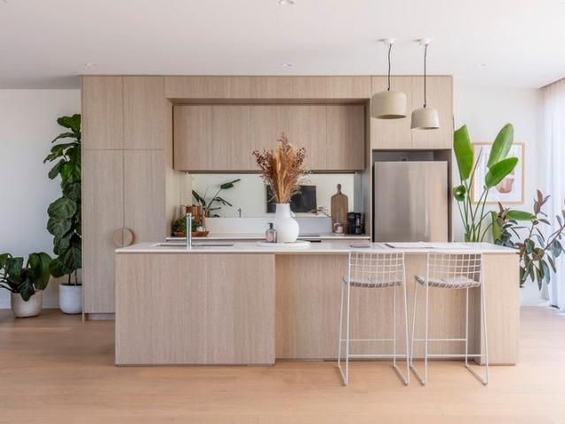 Townhouse for sale in Sunshine, Melbourne
