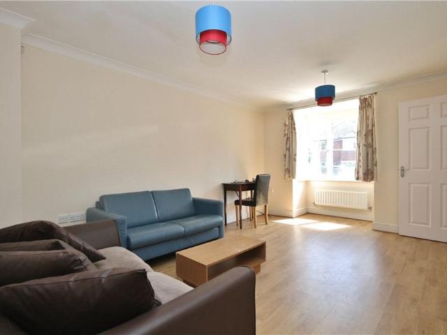 House for rent in Bellfields, Westborough