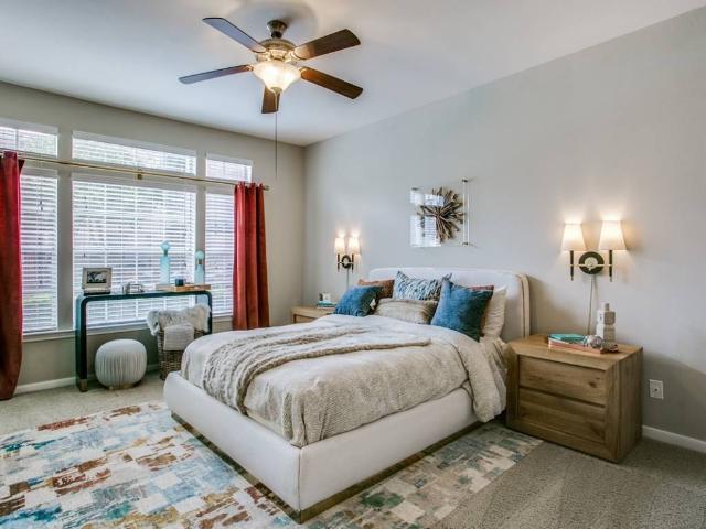 Apartment for rent in The Essex House, Houston