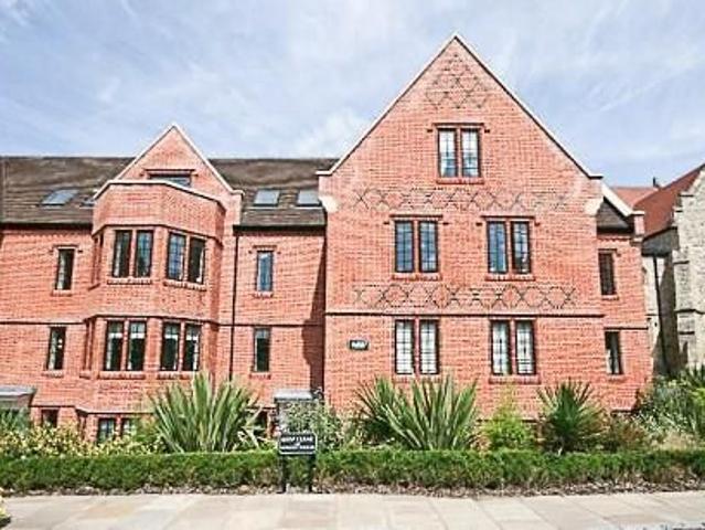 Apartment for rent in The Galleries, Brentwood