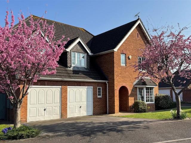 House for rent in Hempsted, Gloucester