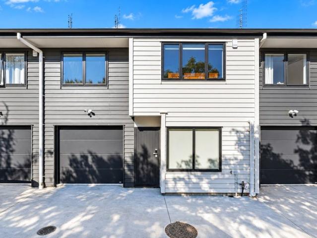 House for rent in The Gardens, Manurewa