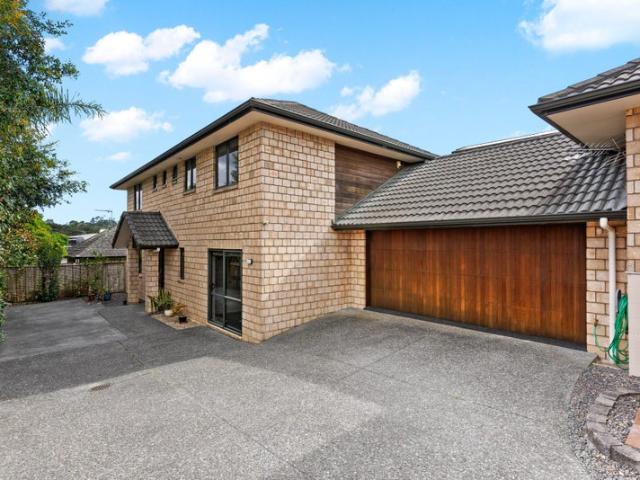 House for rent in The Gardens, Manurewa