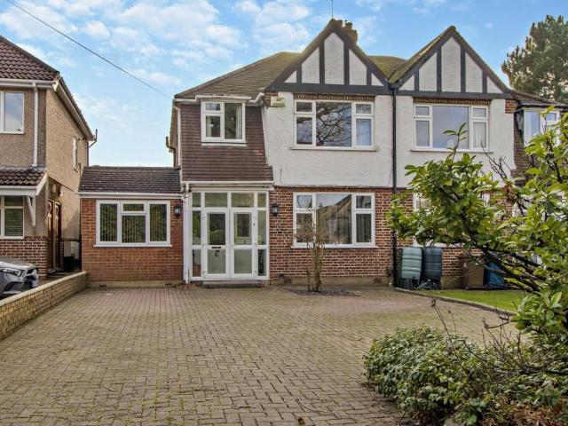 House for rent in Lane, Greater London