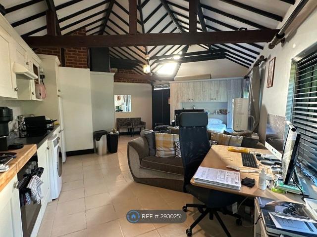 House for rent in Hillview, Surrey