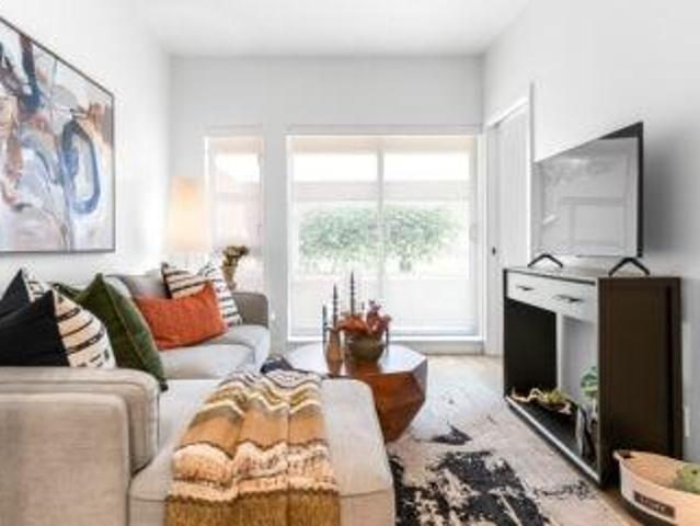 Apartment for rent in Esquimalt, British Columbia
