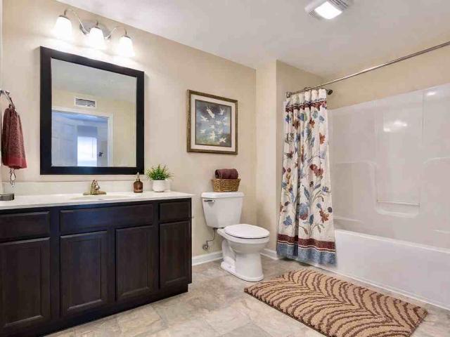 Apartment for rent in Maple Heights, Bloomington