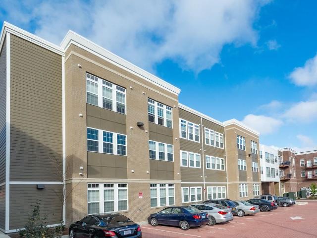 Apartment for rent in Maple Heights, Bloomington