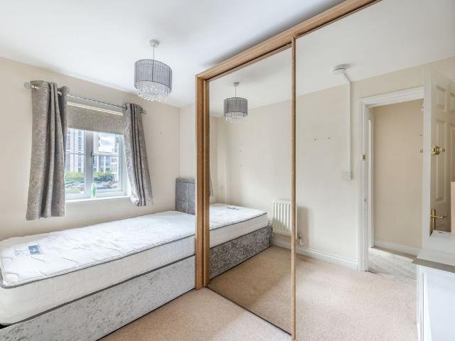Studio for rent in Holywell Estate, North Watford