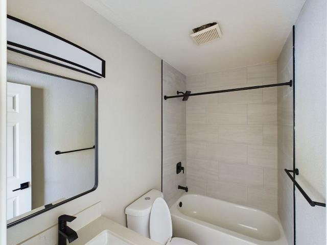 Apartment for rent in Cardiff, California