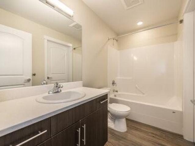 Apartment for rent in Brentwood Bay, British Columbia