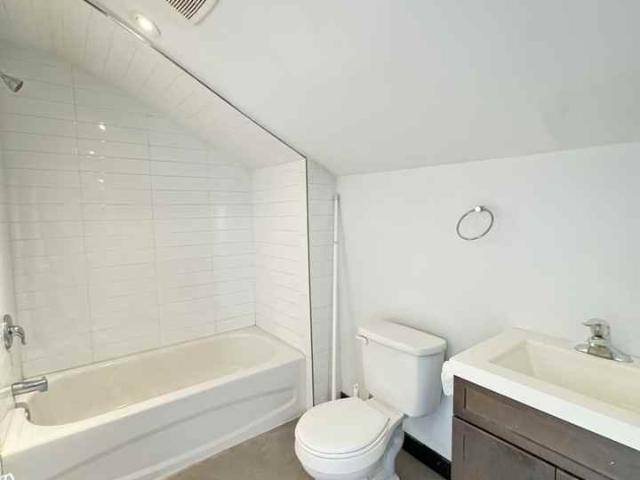 Apartment for rent in Ancaster, Ontario