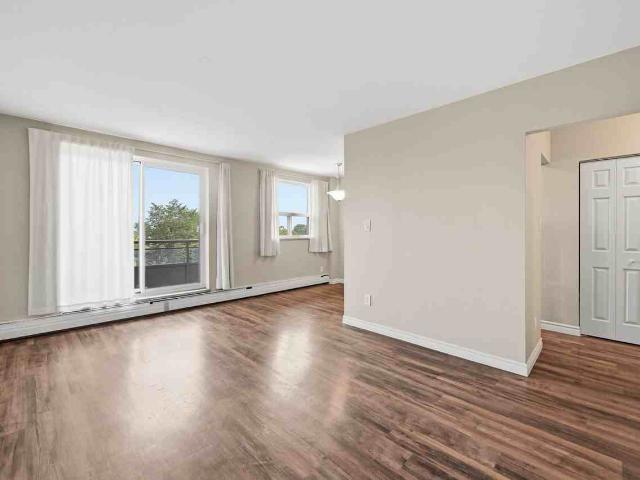 Apartment for rent in Gibson, Hamilton