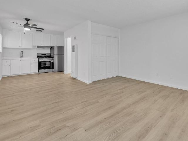 Apartment for rent in Downey, California