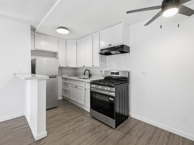 Apartment for rent in Downey, California