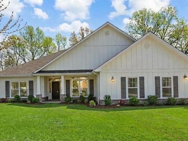 House for sale in Biloxi, Mississippi