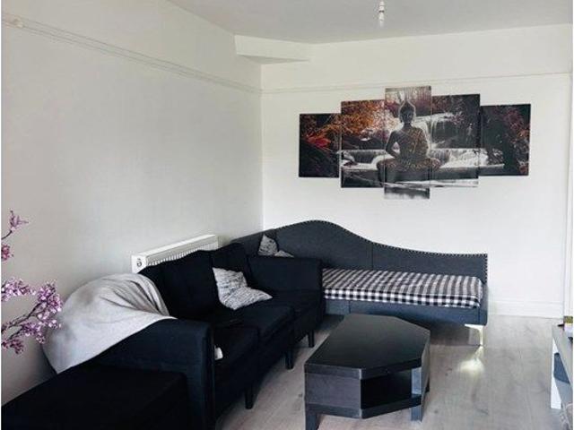 Room for rent in London Borough of Croydon, Greater London
