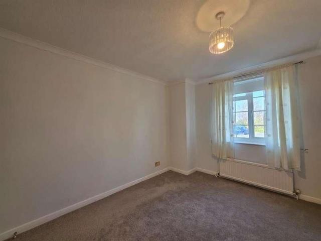 Apartment for rent in South Cliff, Kepwick