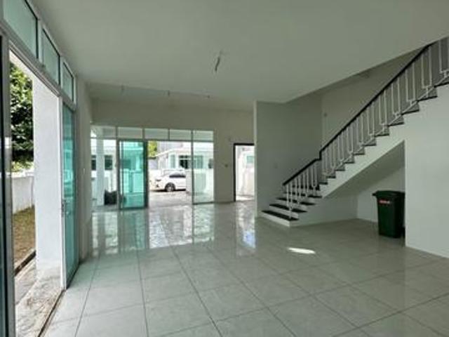 Bungalow for sale in Wellesley, Penang