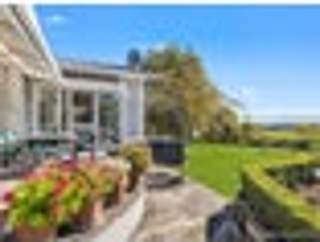 House for sale in Gladstone, Wellington