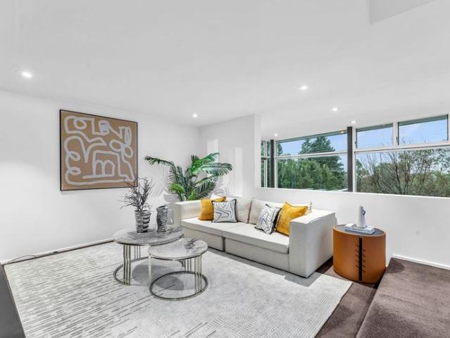 House for rent in Wheelers Hill, Melbourne