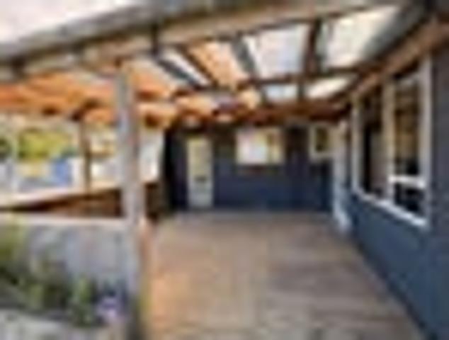 House for rent in Otakou