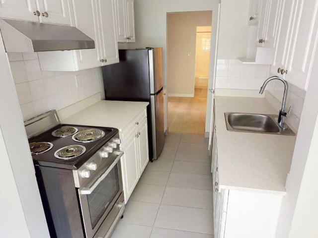 Apartment for rent in Denman Village, Vancouver