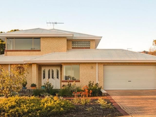 House for sale in Bicton, City of Melville