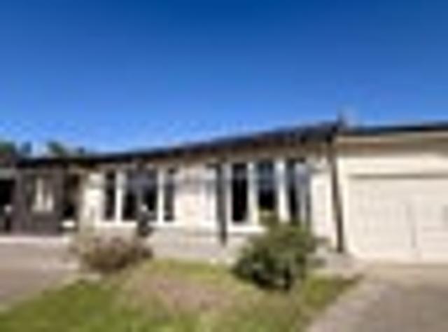 House for sale in Otakou