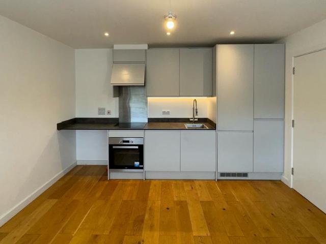 Apartment for rent in Lee Chapel, Essex