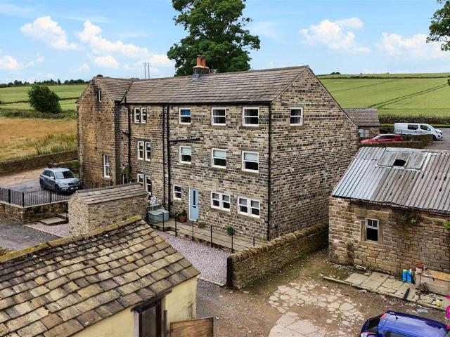 House for rent in Hunshelf, South Yorkshire