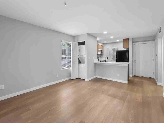 Apartment for rent in Costa Mesa, California