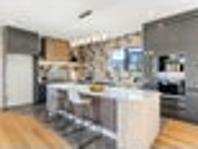 House for sale in Awhitu