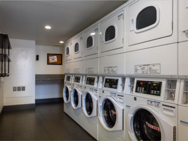 Apartment for rent in Long Beach, California