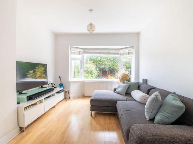 House for rent in Alperton, Greater London