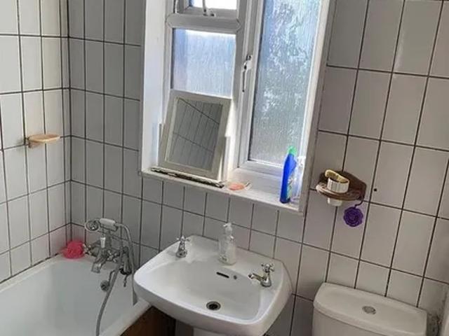 House for rent in Alperton, Greater London