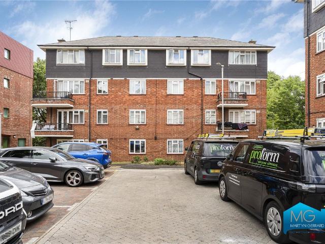Apartment for rent in Finchley, Greater London