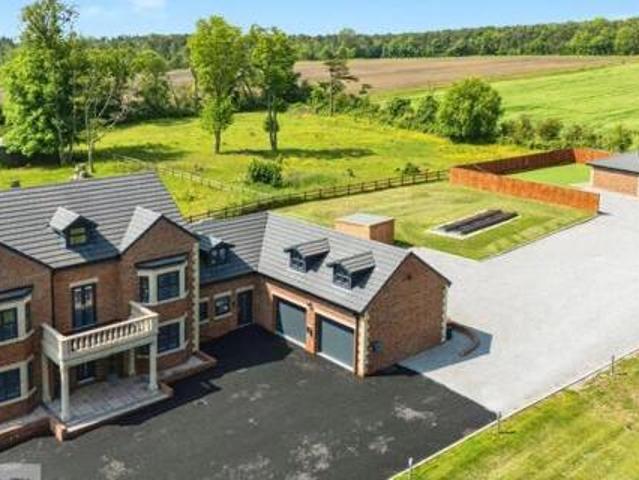House for sale in Wingate