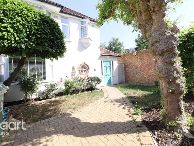 House for rent in Alperton, Greater London