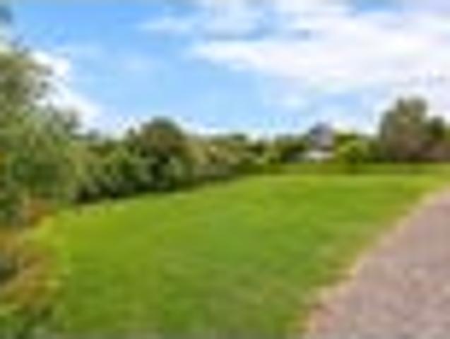 Apartment for sale in Avondale, Auckland