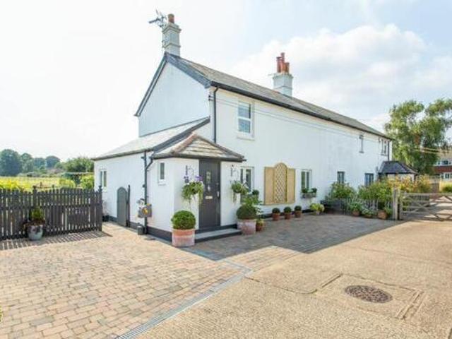 House for sale in Lyons, Greater London