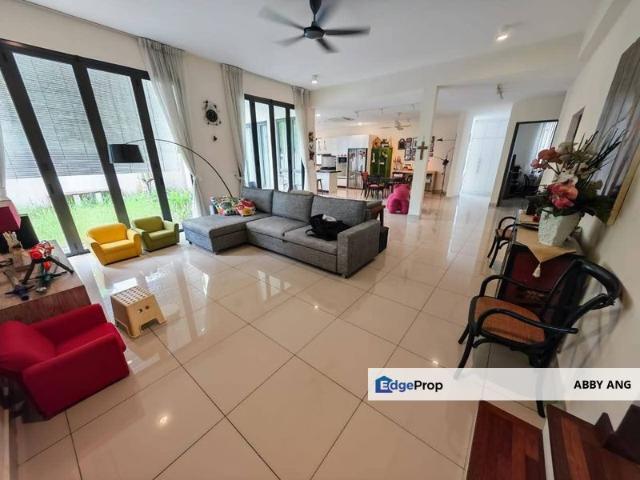 House for sale in Pulai, Bukit Ledang