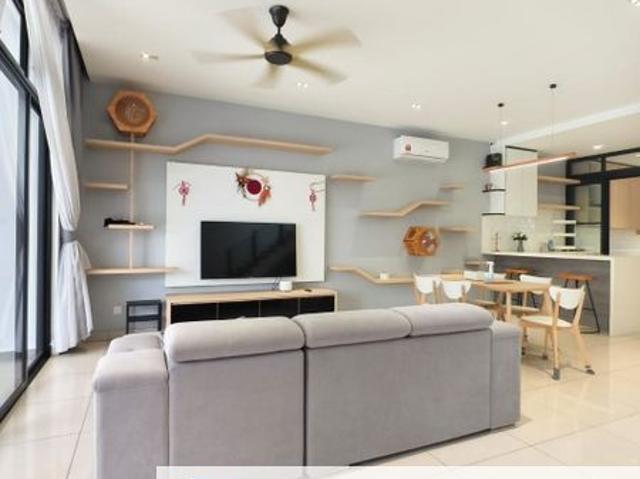 House for sale in Pulai, Bukit Ledang