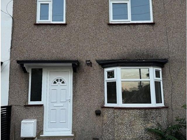 House for rent in London Borough of Ealing, Greater London