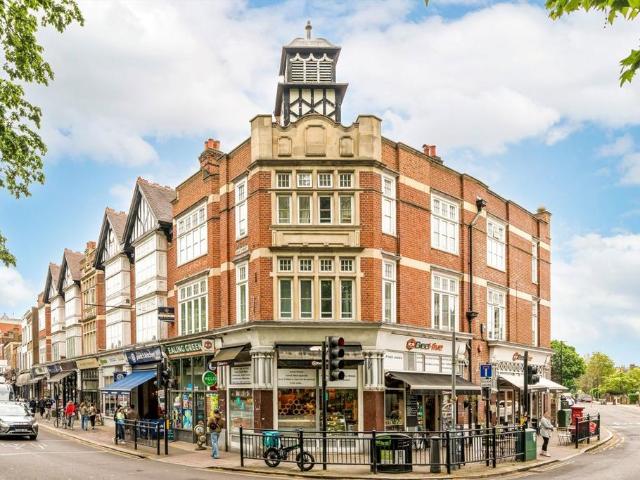 Apartment for rent in London Borough of Ealing, Greater London